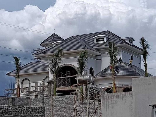 thi công mái ngói Ngói màu SCG giá rẻ tại Lâm Đồng