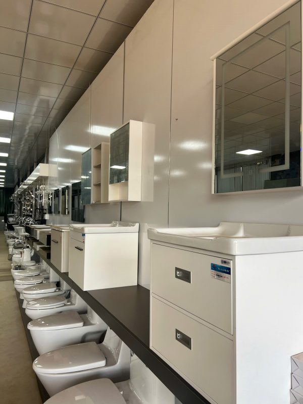 Công Ty TNHH – TM – DV – HLT Toàn Tiến